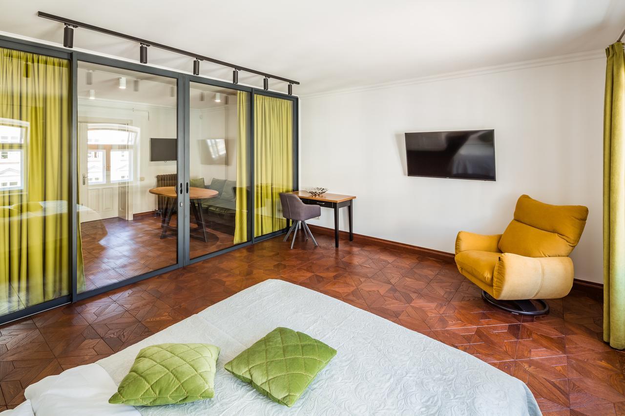 Appartement Romari Апартименти Площа Ринок à Lviv Extérieur photo